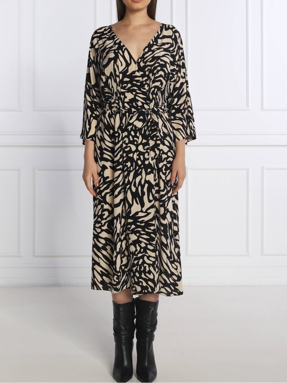 ba&sh Goa Dress - Picture 5 of 10